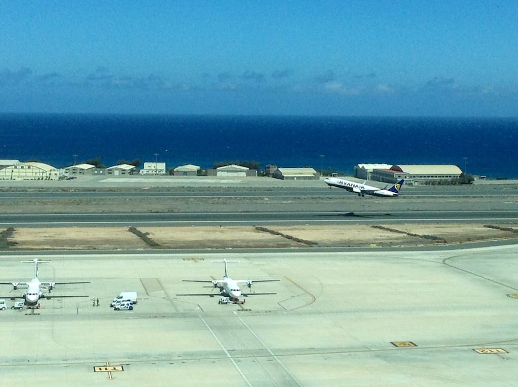 Torre de control aeropuerto de Gran Canaria
