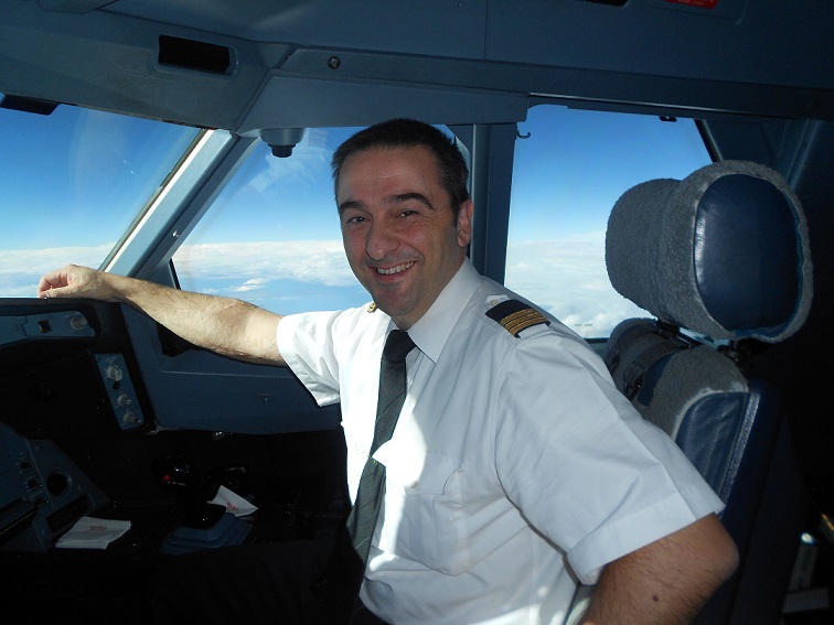 Juan Carlos Lozano, piloto investigador de accidentes