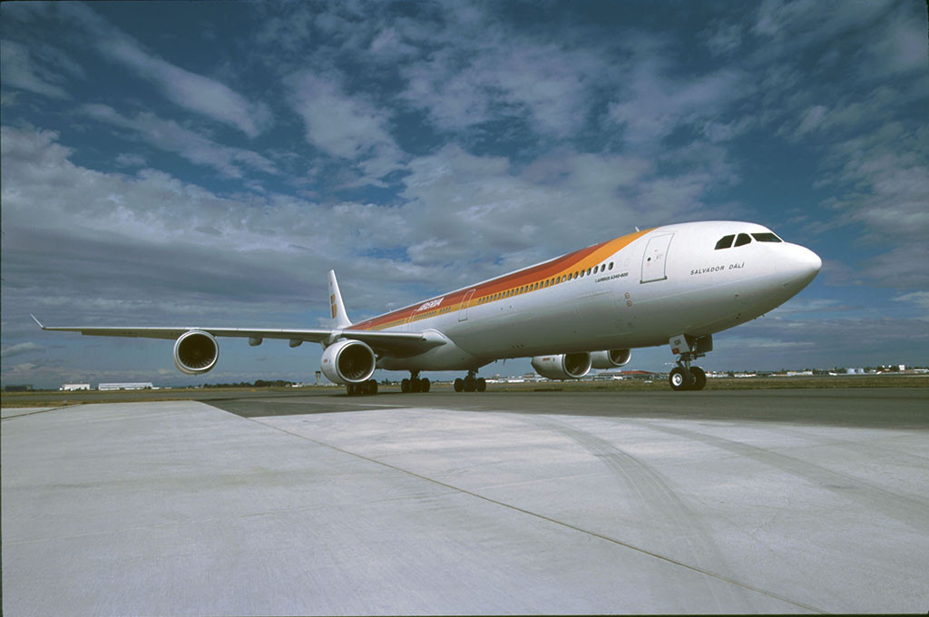 Un A340-600 en pista