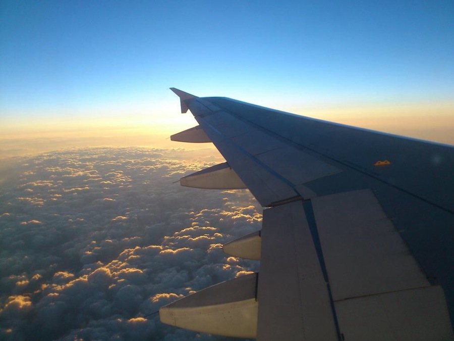 Avión en vuelo. Fotografía: ATCpress